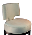 Toma agrandada detalles de Butaca Atitlán en terciopelo